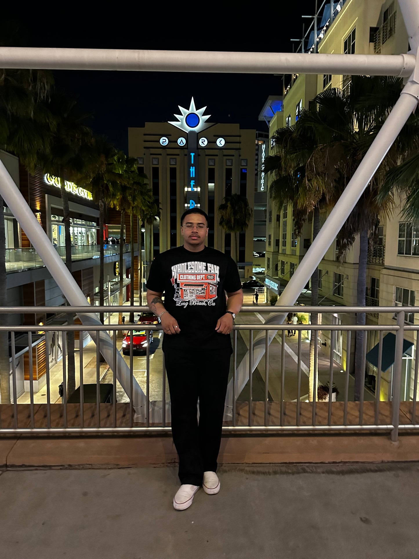 QUALITY GOODS TEE
