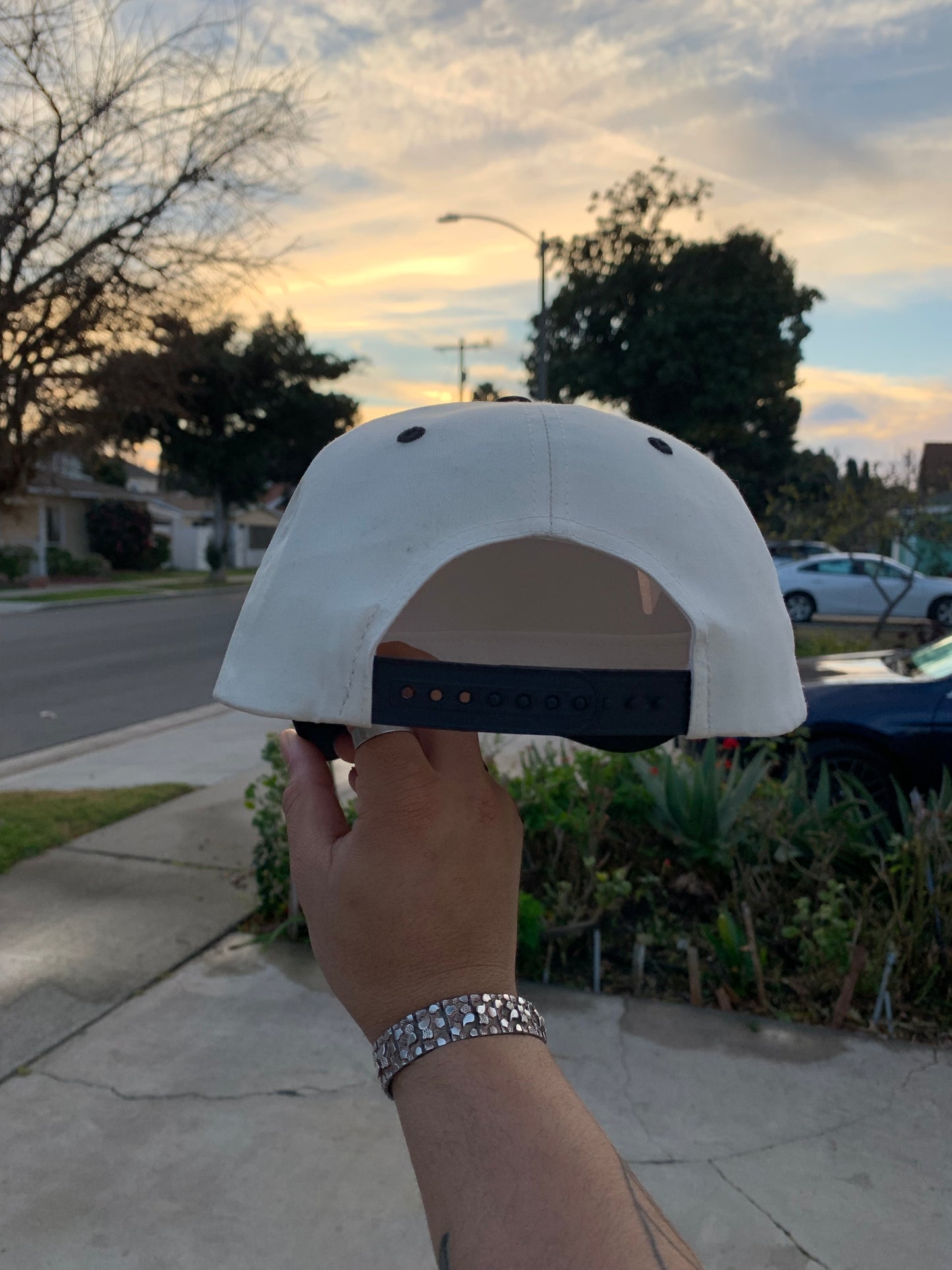 Pressure Hat