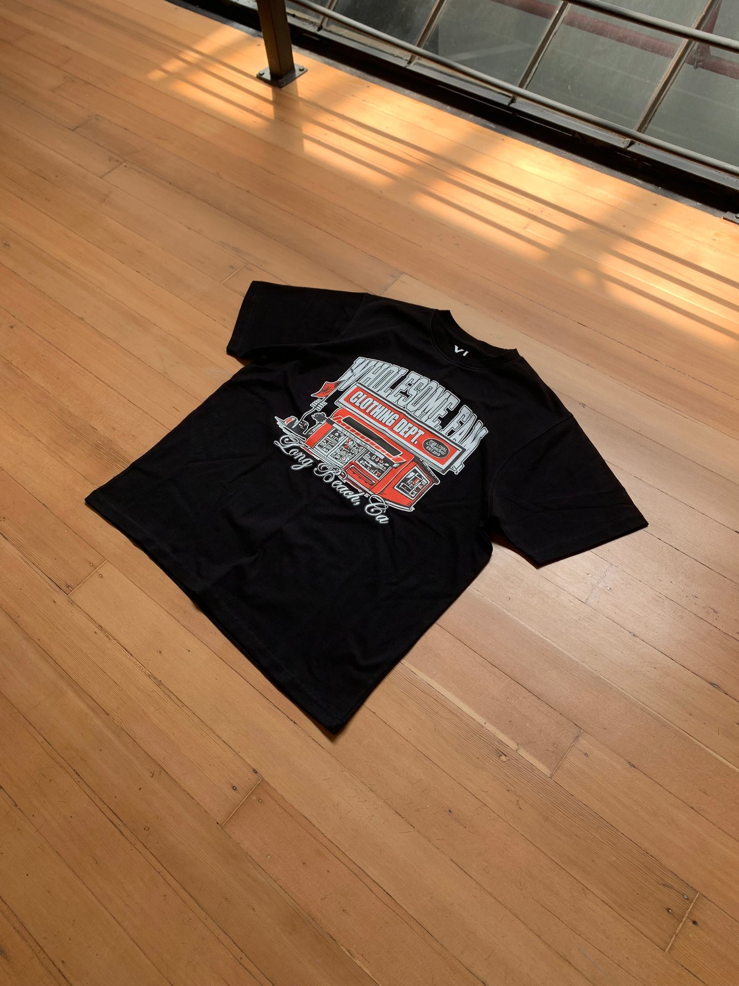 QUALITY GOODS TEE